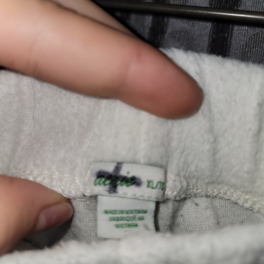 Aerie White Fleece Pajama Shorts - Picture 2 of 2